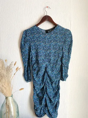 Robe fleurie Zara bleu vert taille s 36