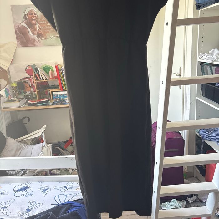Robe noire de soirée - photo numéro 3