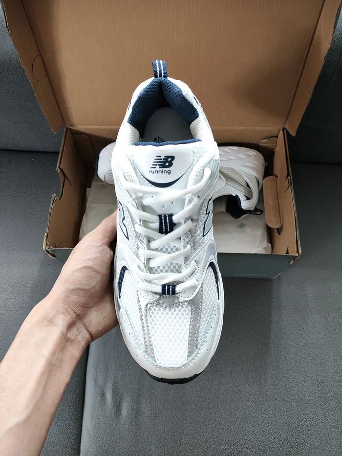 Originais New Balance 530 White Silver Navy Taille 40 - photo numéro 5