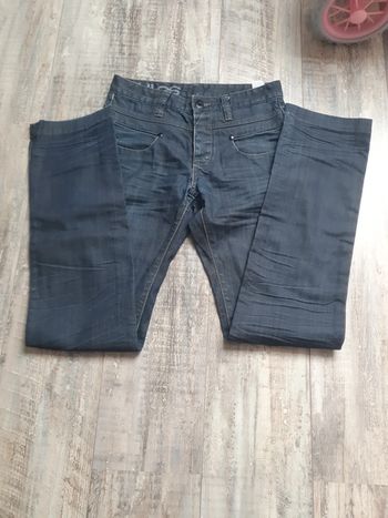 Jean 36