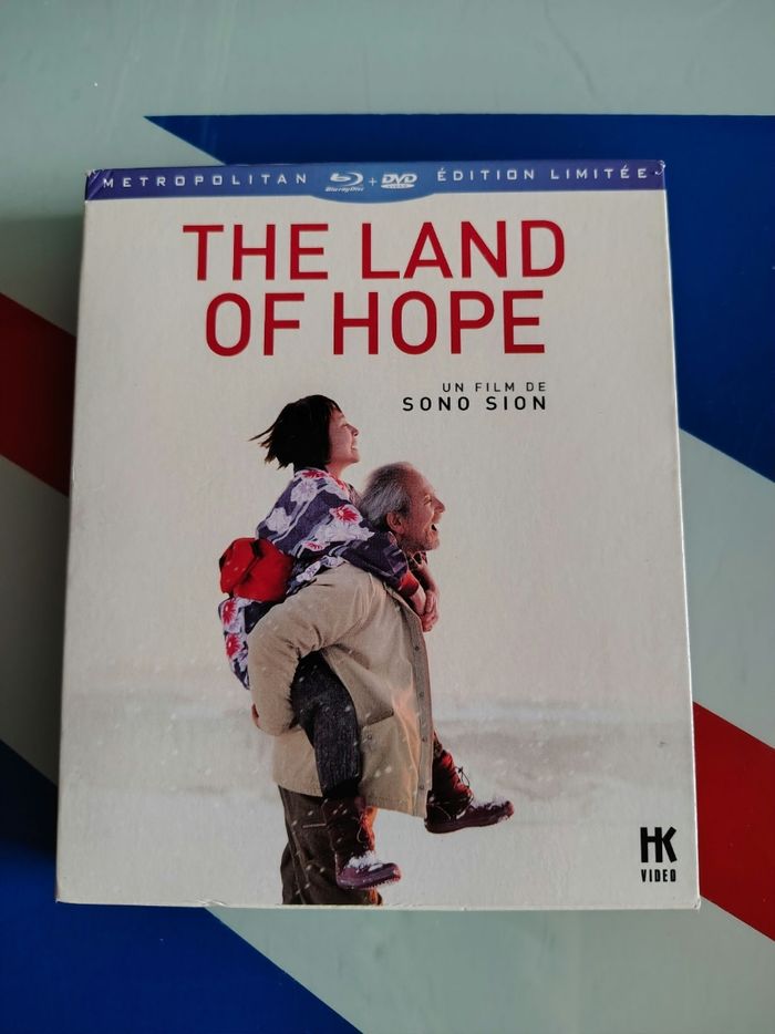 COMBO Blu Ray + DVD The Land of Hope (Isao Natsuyagi, Naoko Ohtani, Sono Sion)