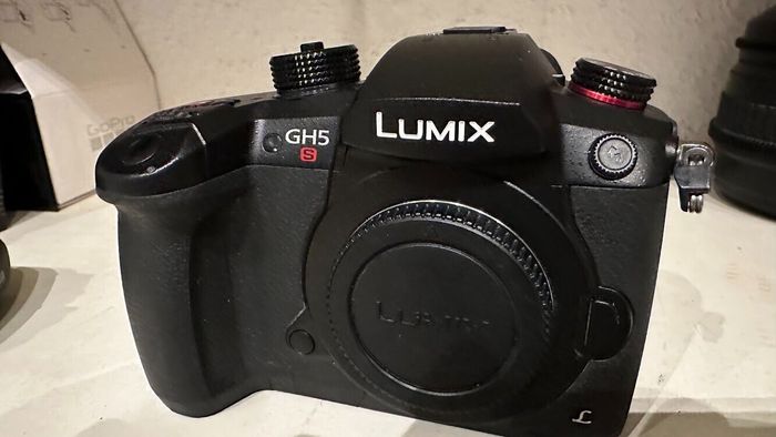 mon PANASONIC LUMIX GH5 AVEC FACTURE ET GARANTIE
