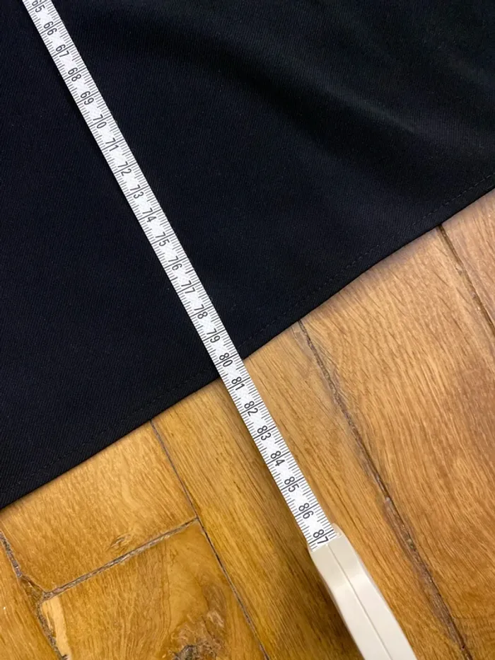 Petite robe noire manches courtes - photo numéro 6