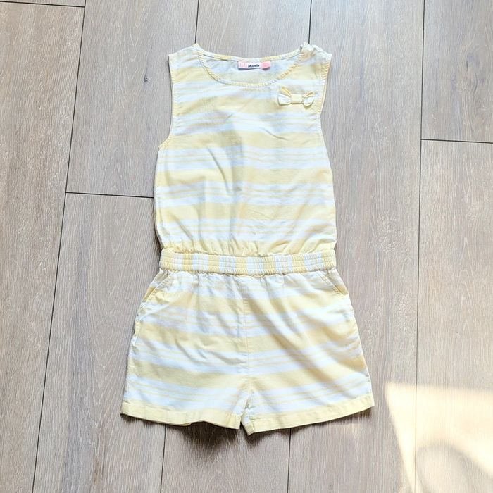 Jolie combinaison short blanc et jaune. Fille 8 ans. Marque Lili Marelle