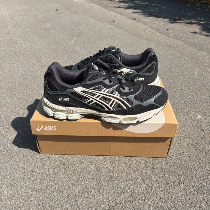 Asics Gel NYC Cream/Black Beige - 42 - photo numéro 2