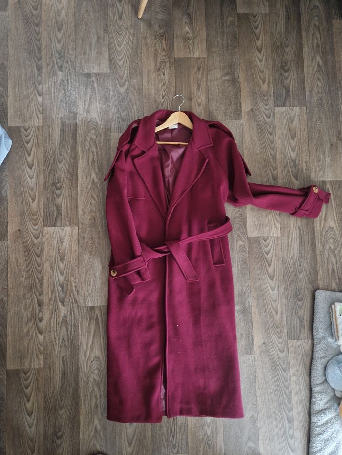 Trench rouge bordeaux