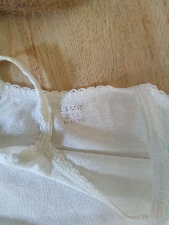 Lot 3 chemises de corps à bretelles Kiabi taille 2/3 ans - photo numéro 3