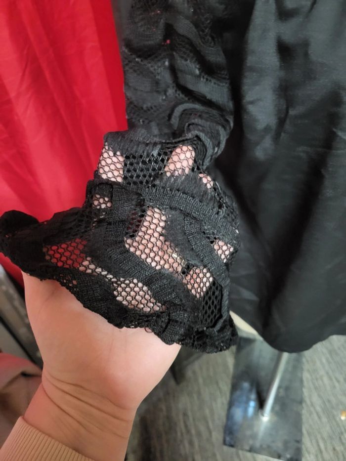Blouse manches dentelle 40 - photo numéro 2