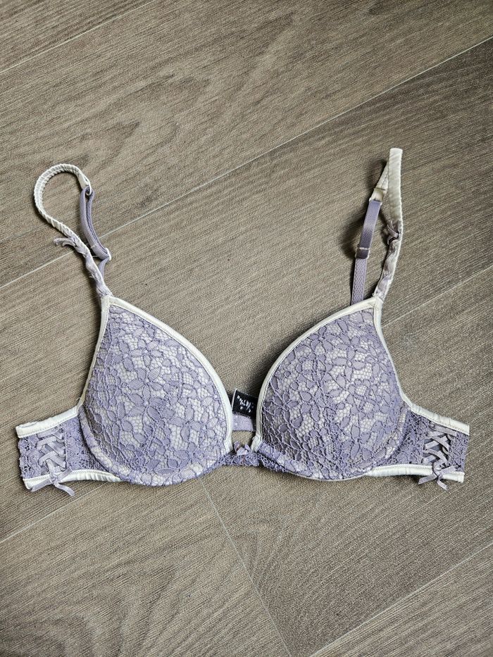 Soutien-gorge Etam n°2 85A