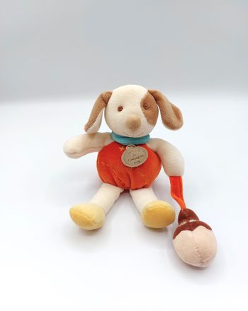 Peluche doudou chien orange blanc écru ancien modèle Doudou et Cie grelot gland
