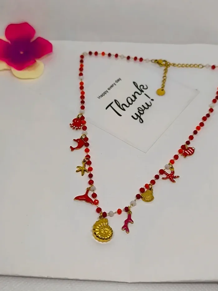 Collier doré et rouge avec perles de cristal et breloques de la mer - photo numéro 5