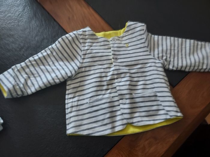 Lot vêtements bébé 1 mois - photo numéro 2