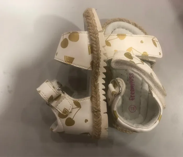 Sandales bébé fille - photo numéro 2