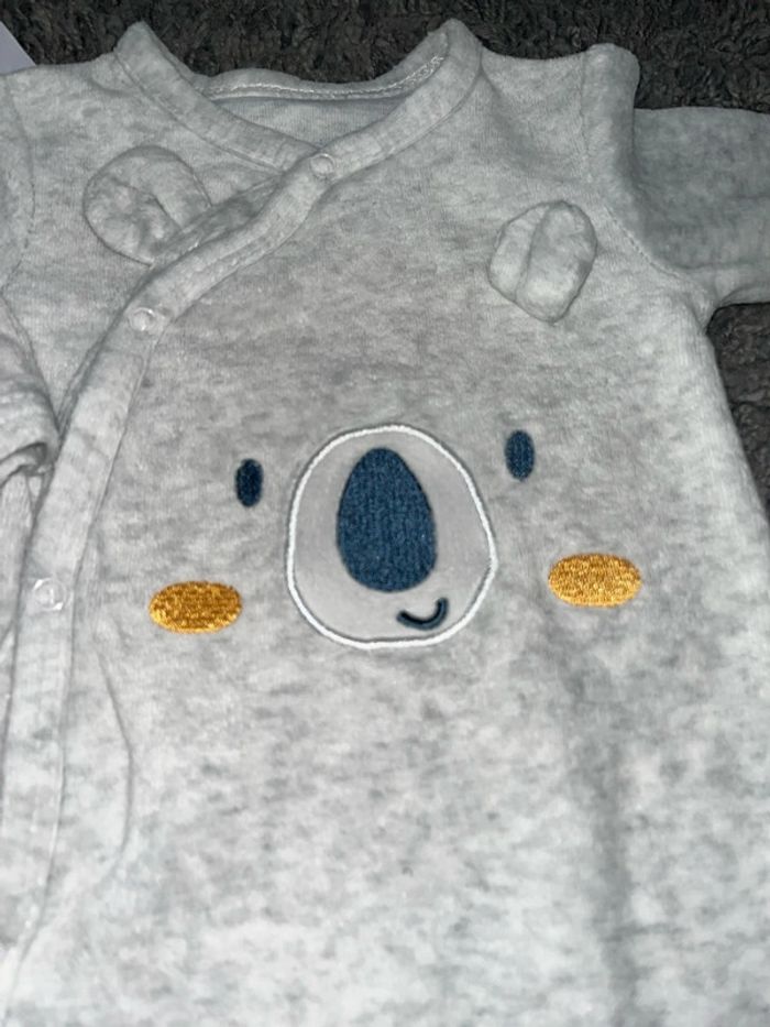 Pyjama 1 mois - photo numéro 2