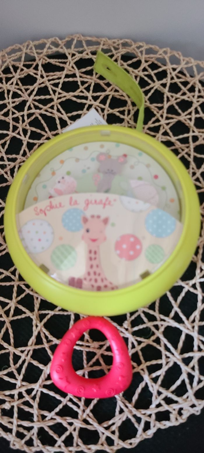 Carrousel Sophie la Girafe - photo numéro 3