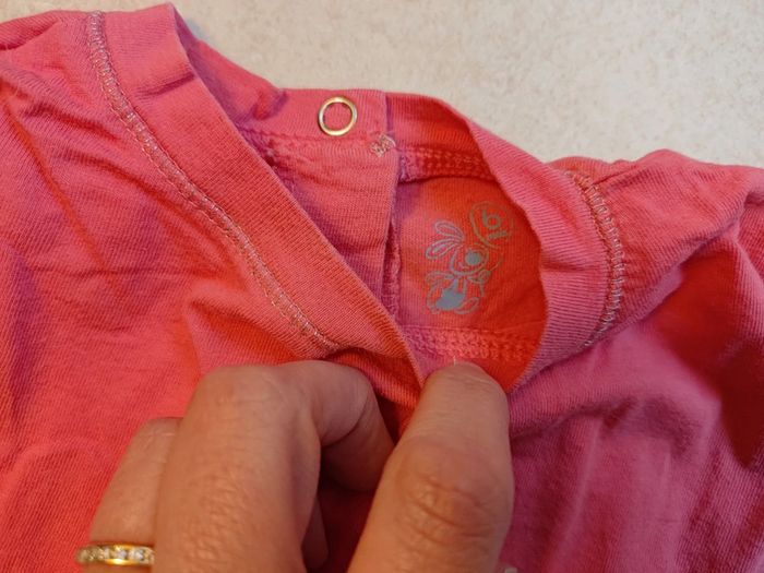 T shirt rose - photo numéro 3