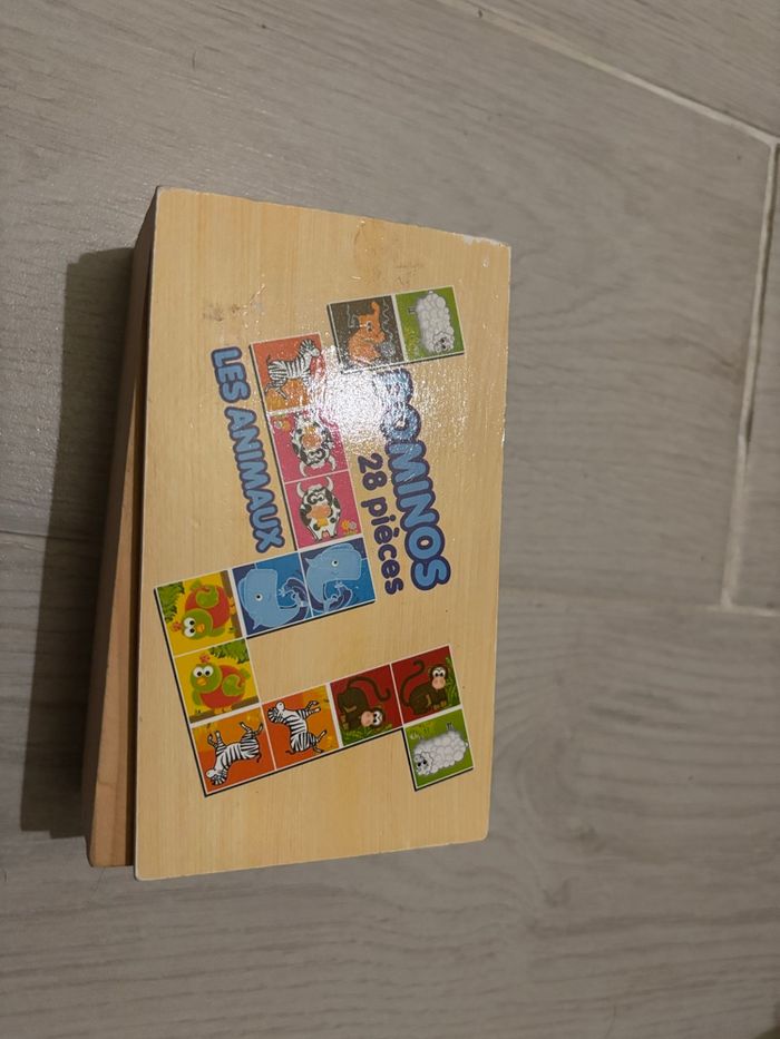 Dominos - photo numéro 3