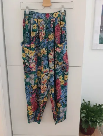 Pantalon vintage fleurs multicolores léger René Derhy