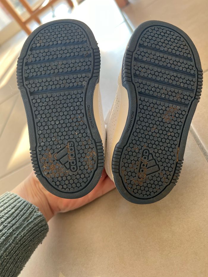 Basket Adidas Disney - photo numéro 4