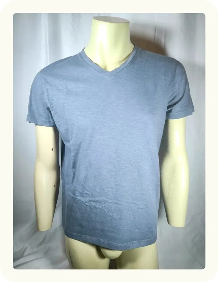 Tee shirt Col V Homme Superdry Taille M 38