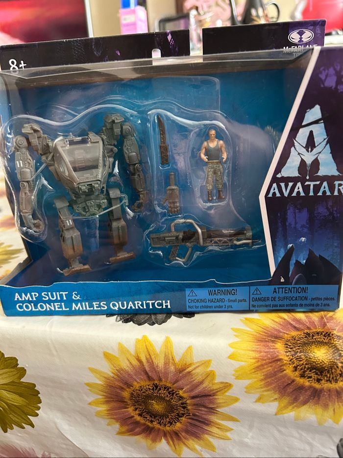 Avatar figurine deluxe medium
