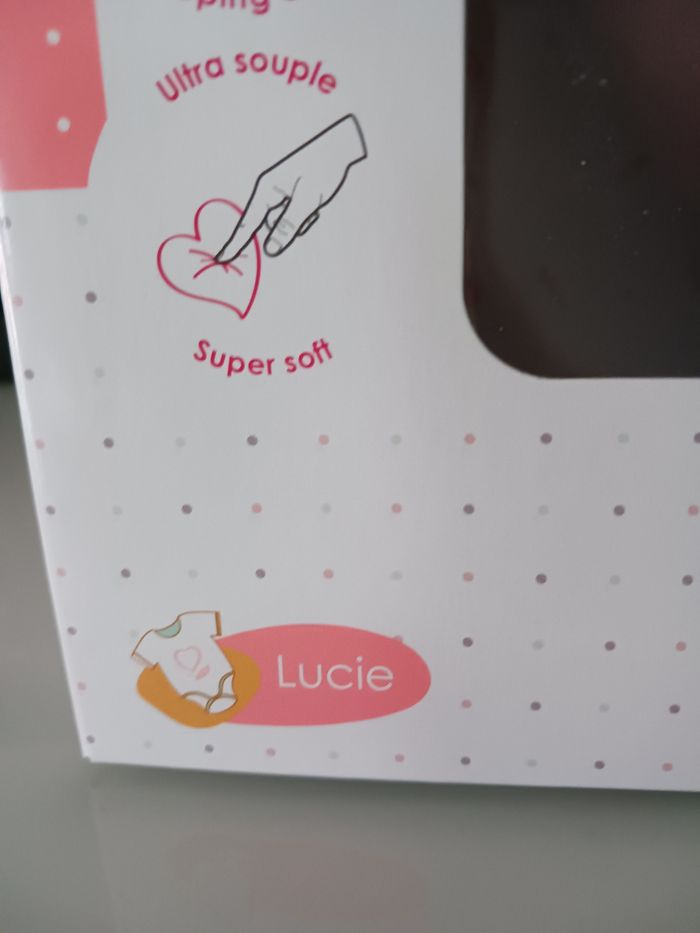 Poupon corolle Lucie de 36cm neuf - photo numéro 3