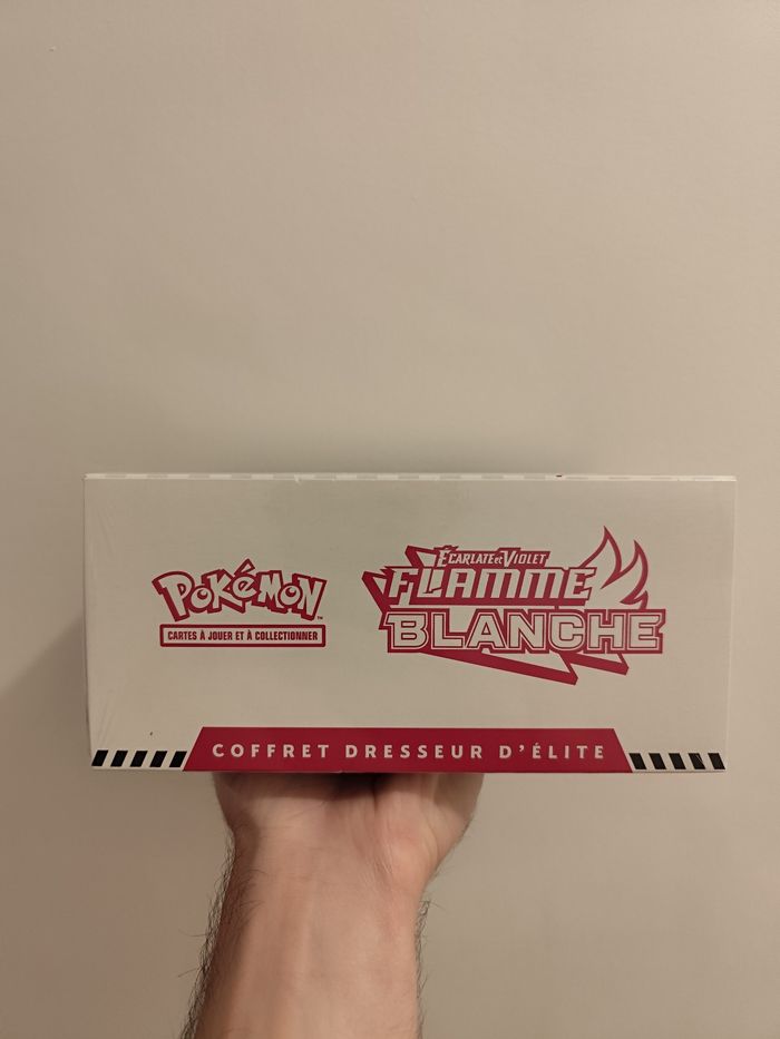ETB Pokémon - EV10.5 Flamme Blanche - Neuve Scellée - photo numéro 3