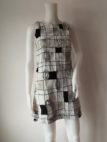 Robe épaisse taille 36 Desigual