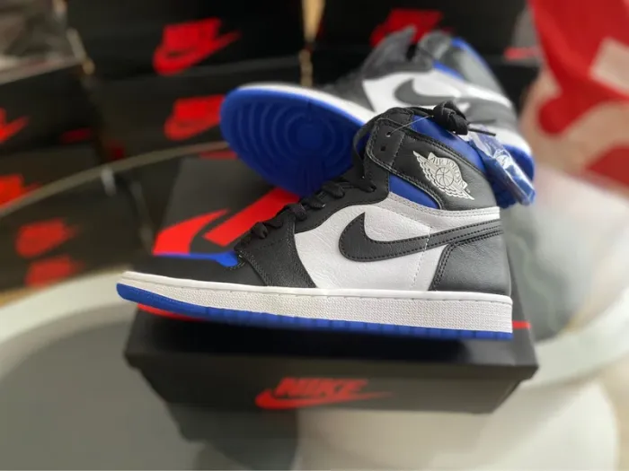 Jordan 1 high retro royal toe