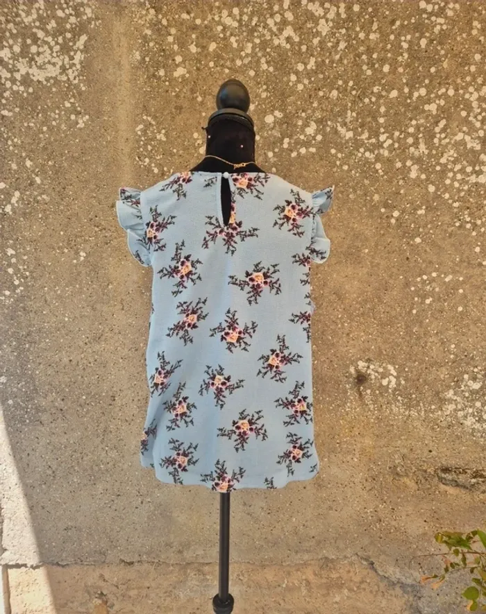 Top fleuri Shein Bleu clair T.40 - photo numéro 2