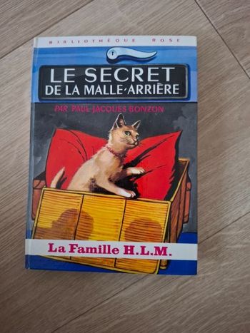 Livre collector Le secret de la malle arrière de Paul Jacques Bonzon en bon état