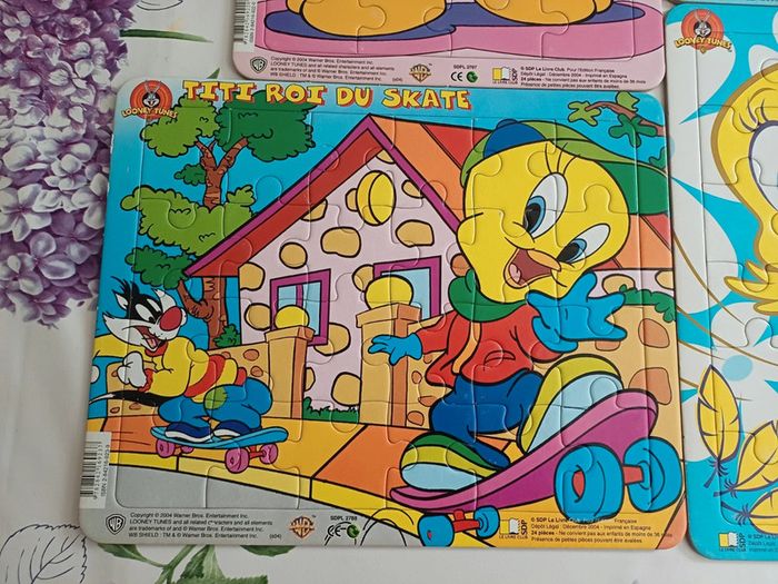 Puzzle cartonné à formes looney tunes titi - photo numéro 2