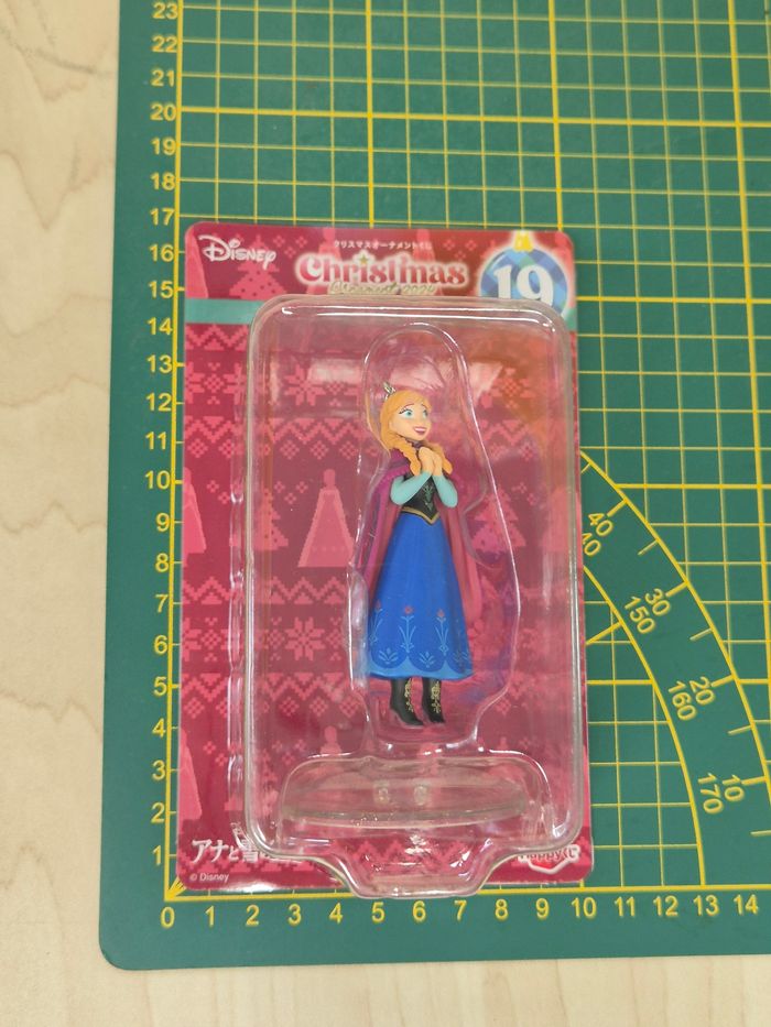 Figurine Disney Happykuji 2024 : Ana (La reine des neiges) - photo numéro 4