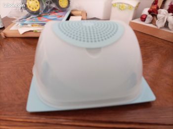 Annonces similaires Cave à fromage carrée Tupperware