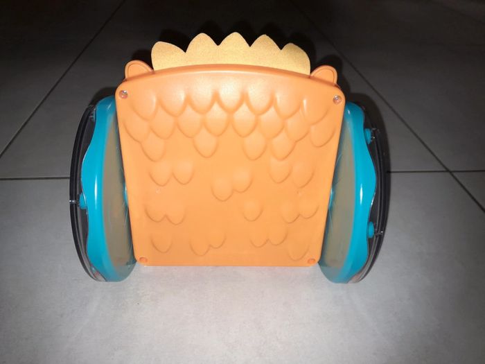 Fisher-Price Mon Hérisson d’Activité Roulant, pour encourager bébé à ramper - photo numéro 2