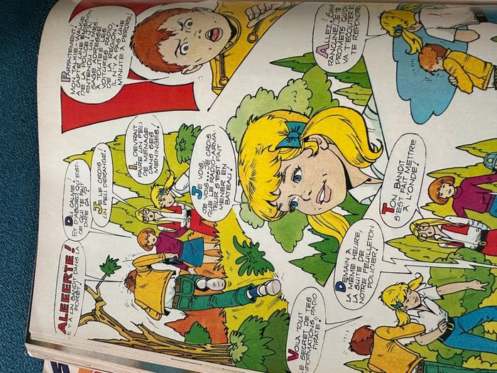 Grand recueil ancien livre album Lisette et Caroline bleu numéro 1 Pierre Probst - photo numéro 13