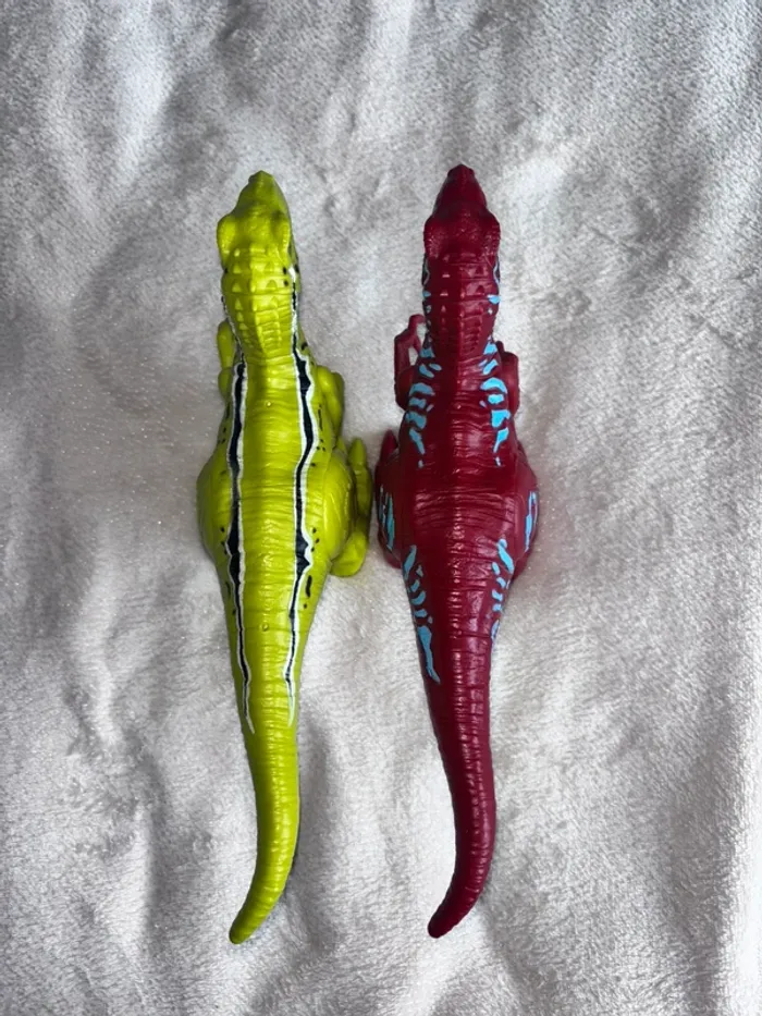 🌺lot de 2 dinosaures motorisés 🌺 - photo numéro 4