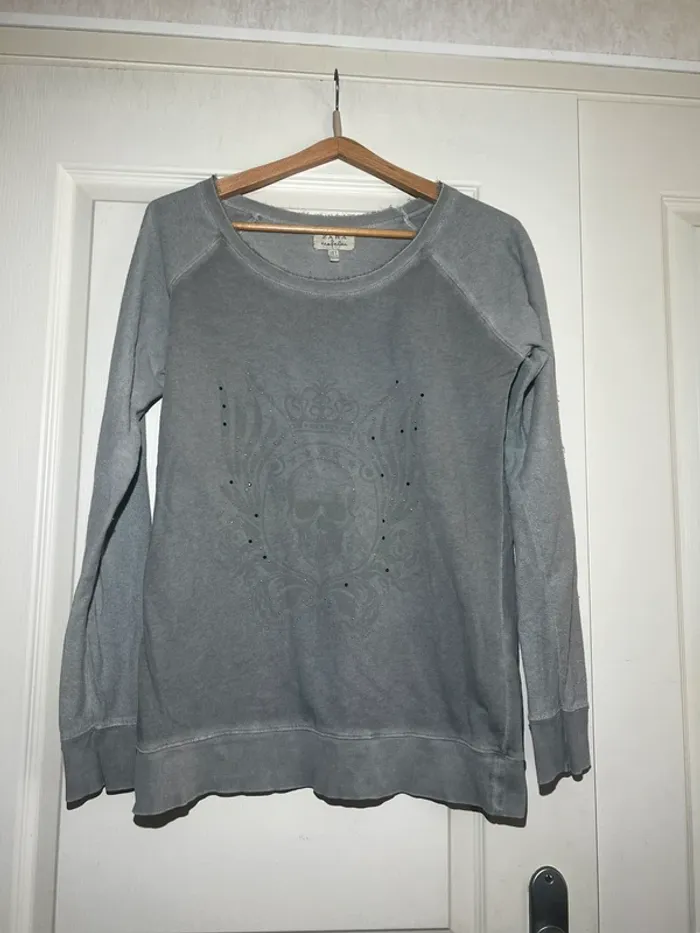 Pulls Zara