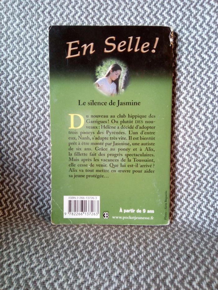 Le Silence de Jasmine/ En selle ! T.10 - Pocket Jeunesse - photo numéro 2