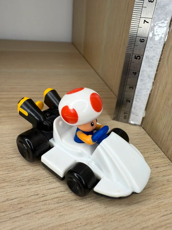 Voiture toad super Mario mc do - photo numéro 2