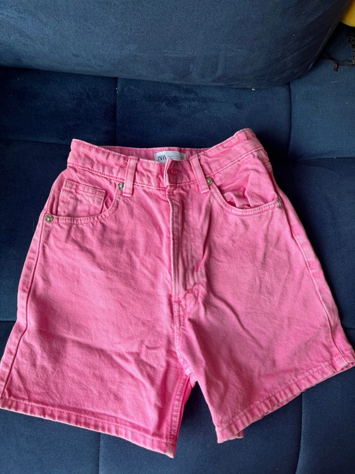 Zara short en jean rose