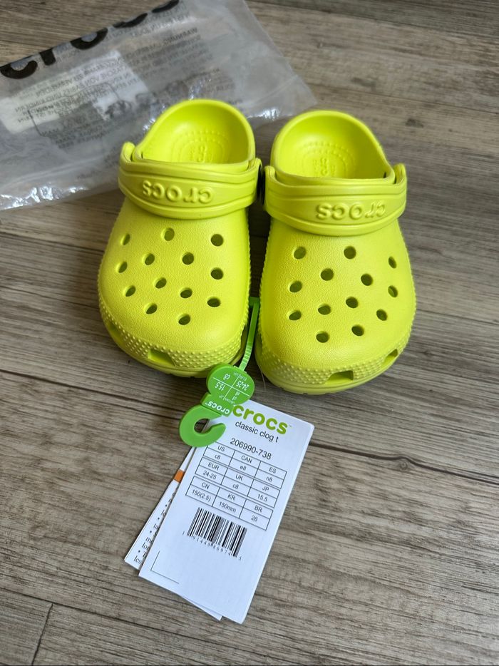 Crocs neuf citrus agrumes jaune C8  taille 24/25 - photo numéro 8