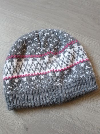 Bonnet fille Taille 56