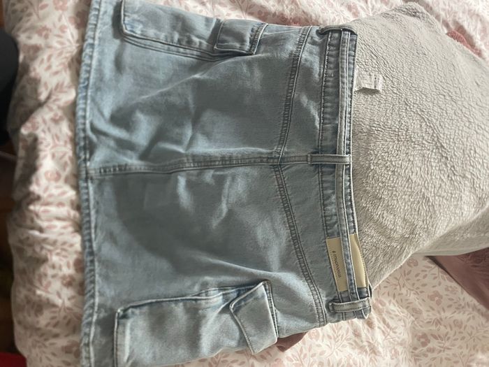 Mini jupe en jean style cargo bleu - photo numéro 4