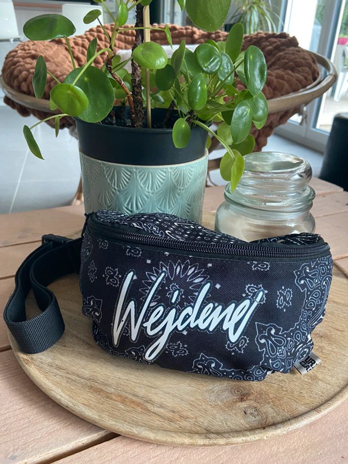 Sac banane Wejdene