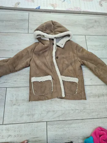 Manteau fille marron 5ans