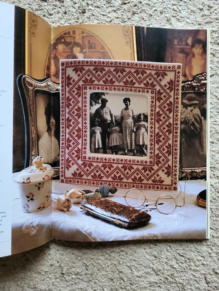 Lot de 2 livres de créations au point de croix DMC - Parfait état - photo numéro 19