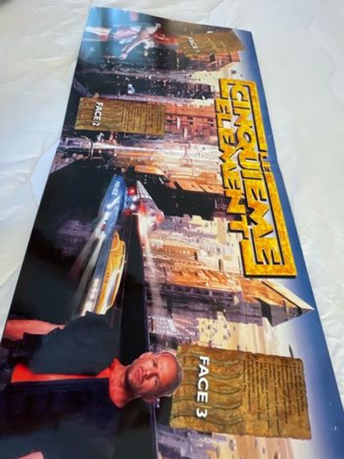 Laser Disc - Le cinquième élément - photo numéro 4