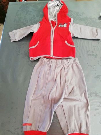 Ensemble 9 mois neuf