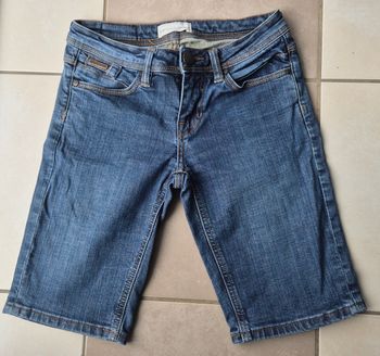 Bermuda jean's